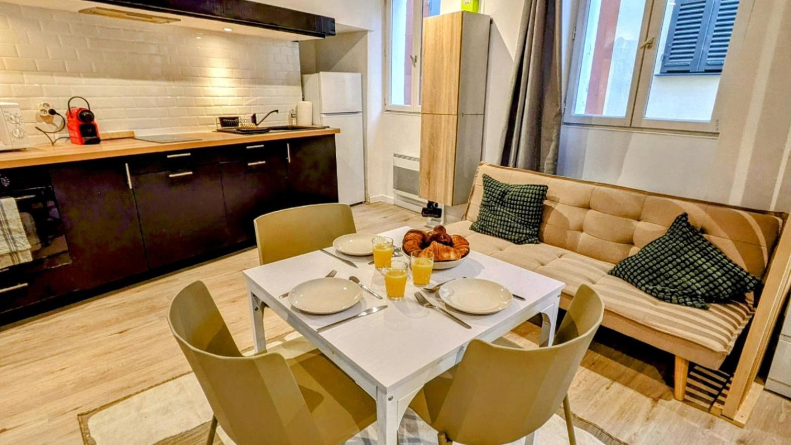 Le Studio Cosy, Centre Historique, Wifi, Neuf Grasse Zewnętrze zdjęcie